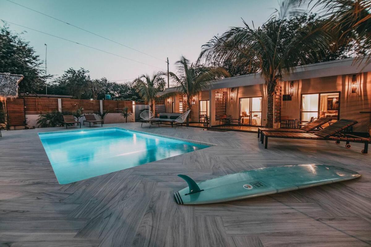 Surf And Yoga Retreat Nicaragua Hostel La Albina Екстериор снимка