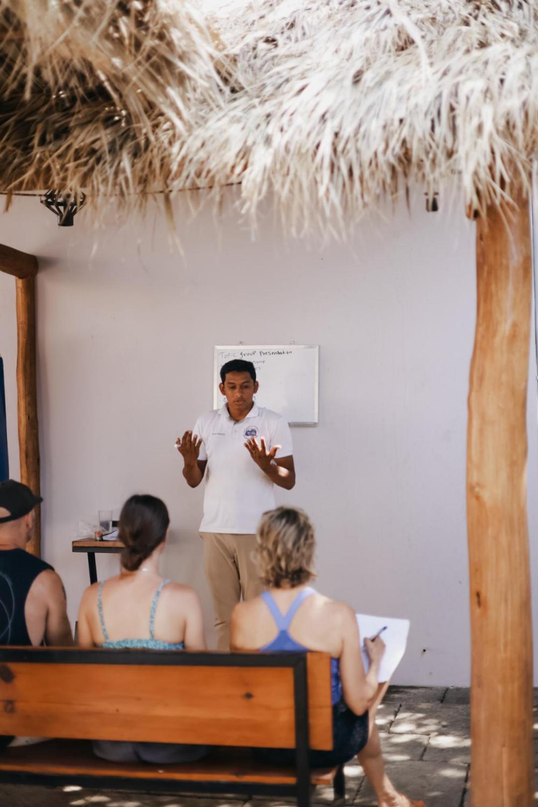 Surf And Yoga Retreat Nicaragua Hostel La Albina Екстериор снимка