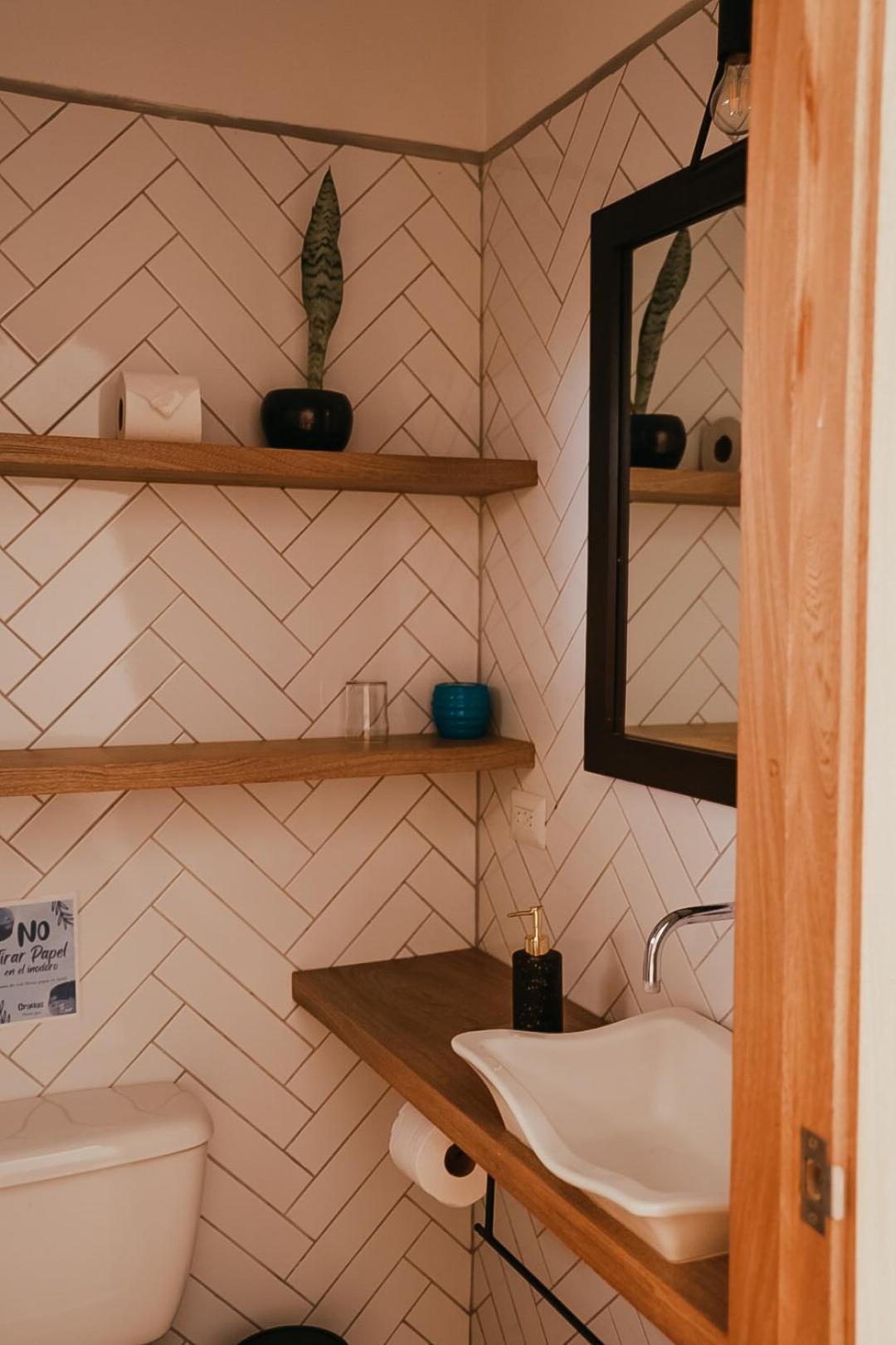 Surf And Yoga Retreat Nicaragua Hostel La Albina Екстериор снимка